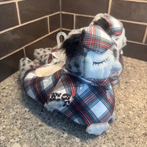 Aerie Penguin Slippers (size medium)